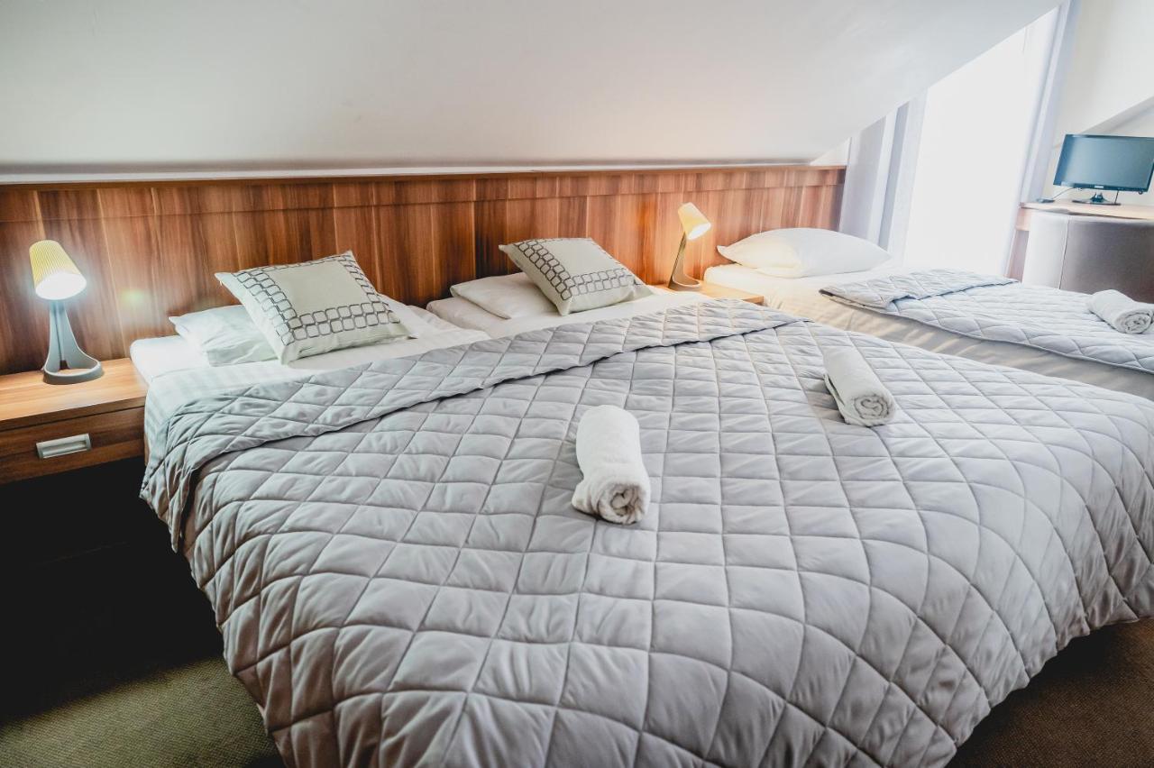 Hotel Nad Morzem- Art-Pension Świerzno Exteriér fotografie